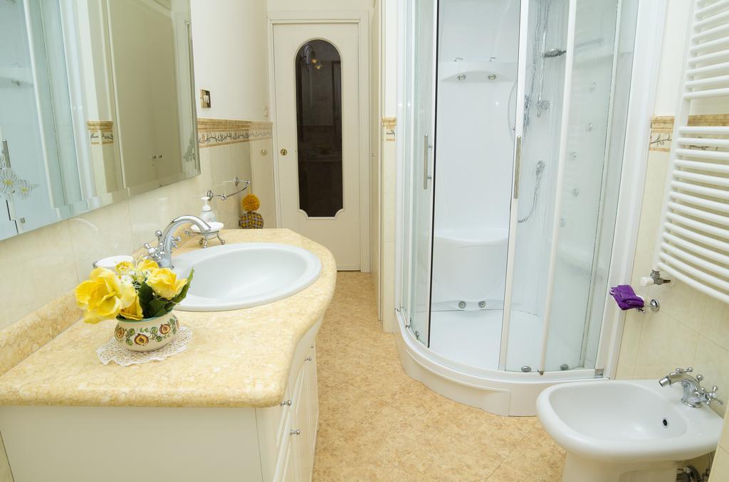 Casa Raffelina Apartment Minori Cameră foto