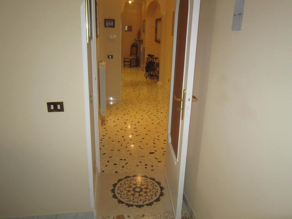 Casa Raffelina Apartment Minori Cameră foto